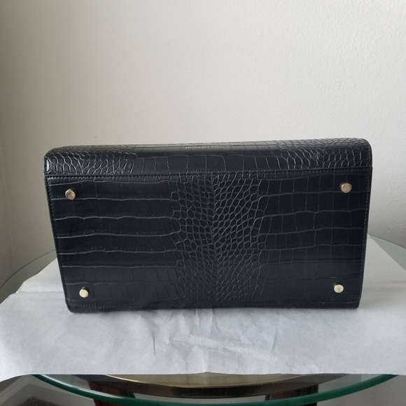 Modern Picnic Large Luncher in Black Faux Crocodile - Picture 7 of 15